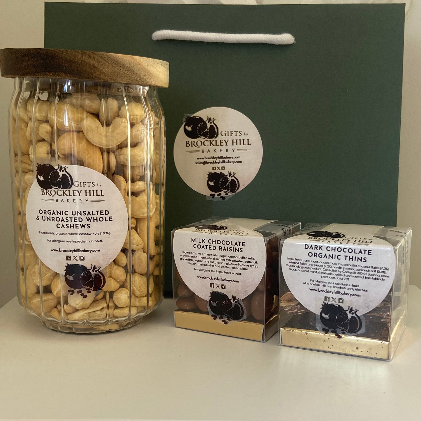 1 x Organic Cashews (700ml Jar) plus 1 x Chocolate Raisins & 1 x Dark Chocolate Thins (both in 60mm PVC Cubes)