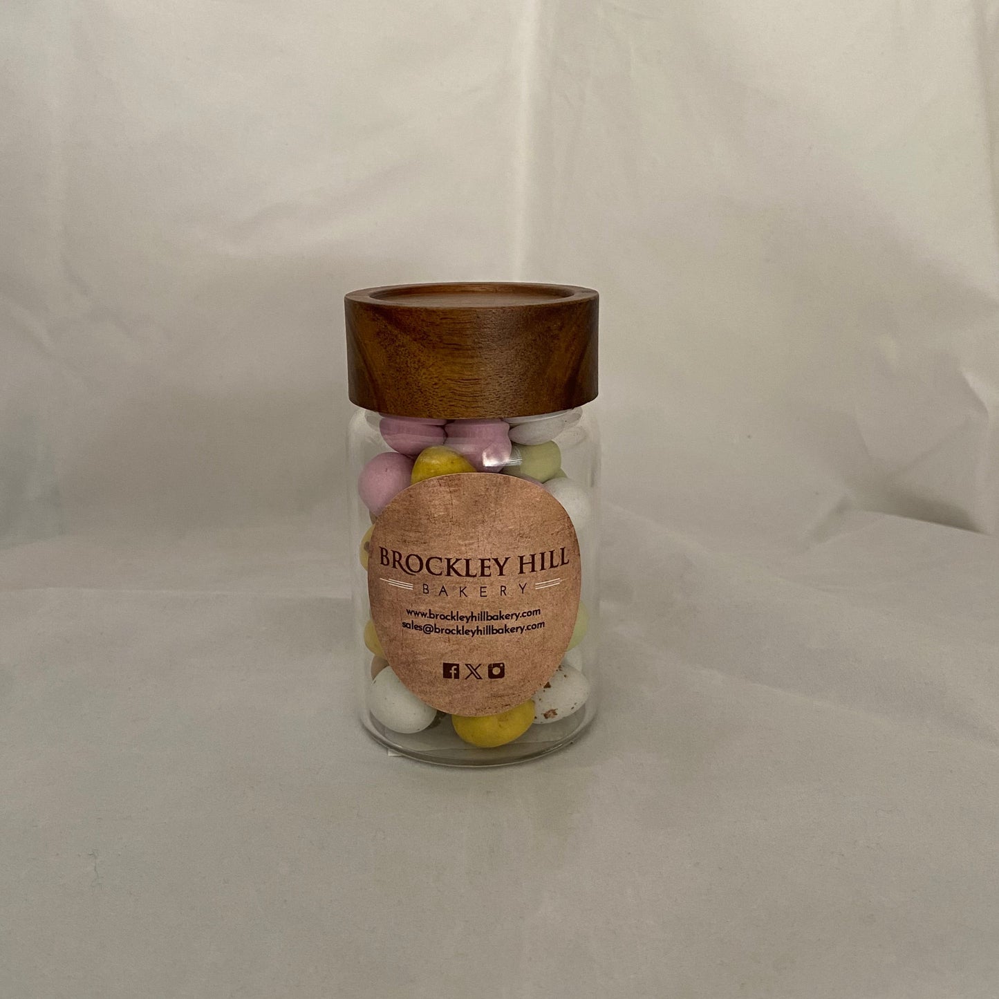 Milk Chocolate Mini Eggs in Glass Jars