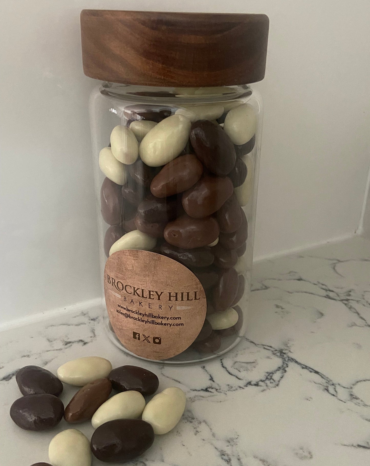 Chocolate Almonds