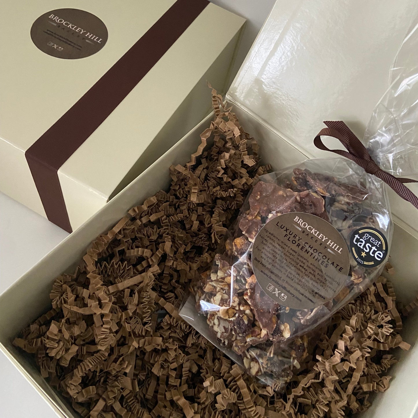 Ivory Gloss Gift Box (Empty)