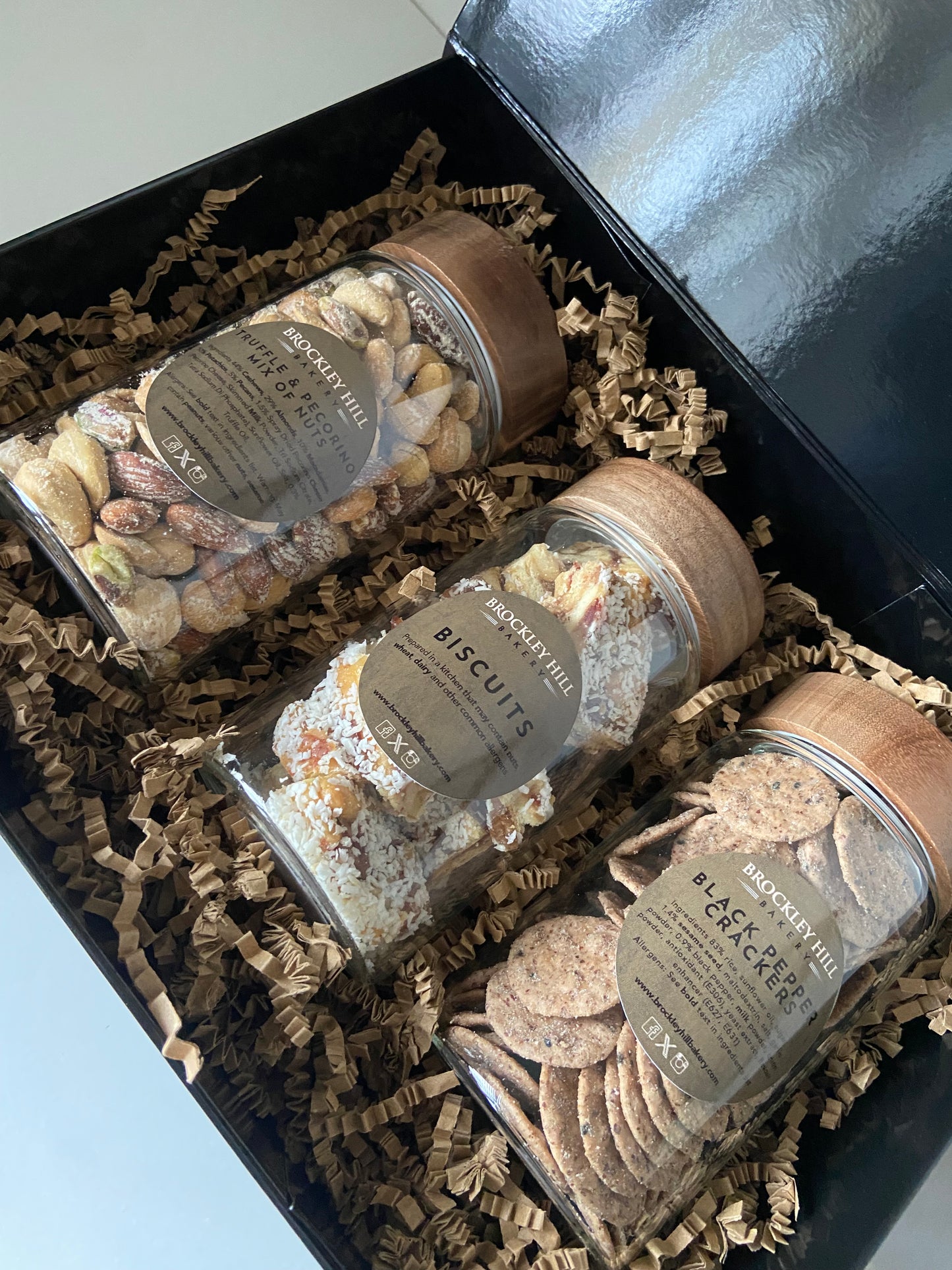 Date Biscuit, Cracker & Nut Git Box