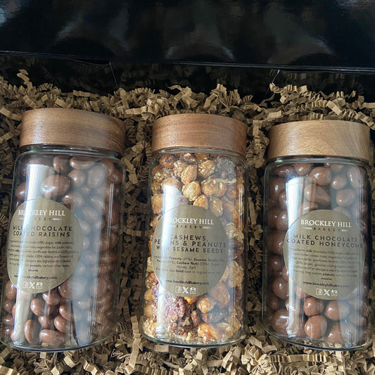 Milk chocolate Raisin, Caramelised Nut & Milk Chocolate Honeycomb Git Box