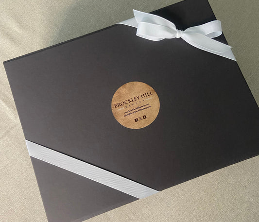 Traditional Honey Cake & Chocolate Florentine Gift Box
