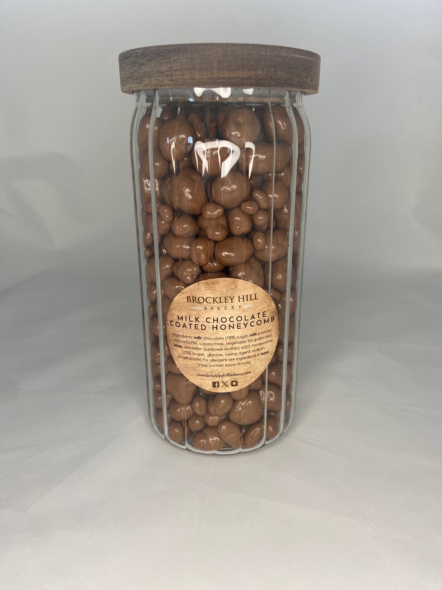 Milk Chocolate Honeycomb Bites in Glass Jars